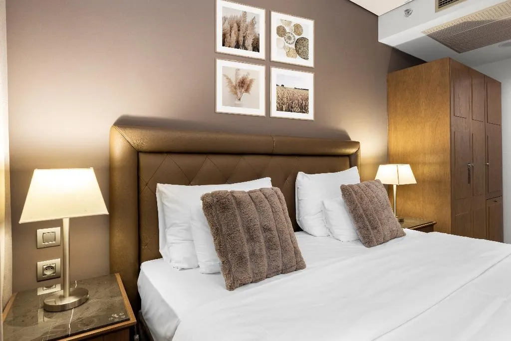 Double or Twin CONNECTING ROOM Room, Hotel Royal Prague, Prague