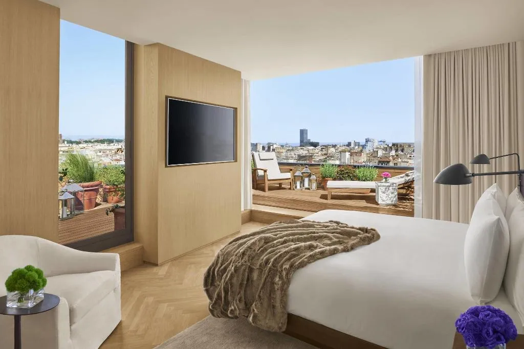 Room, EDITION Barcelona, Barcelona
