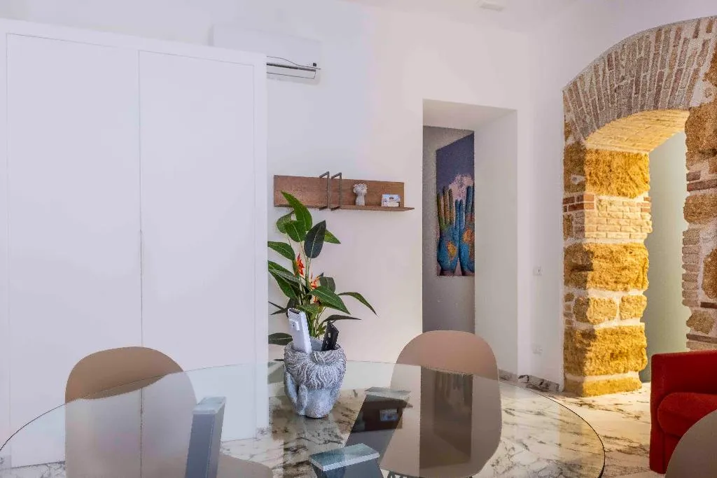 APARTMENT DELUXE ONE BEDROOM Room, Hotel Exclusive, Catania
