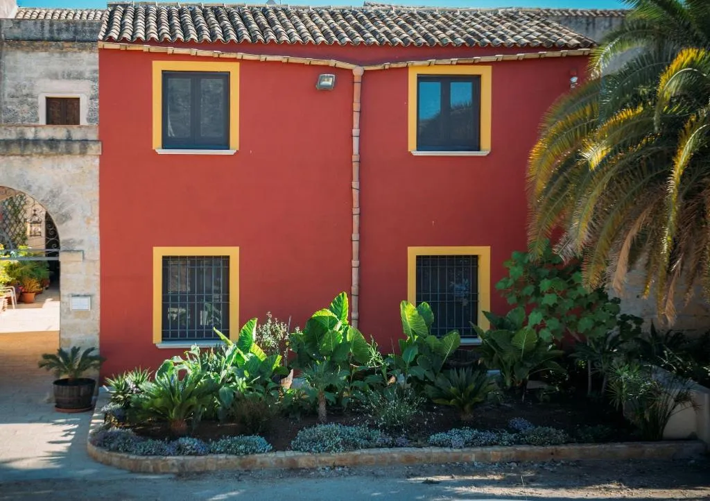 General view, Hotel Baglio Catalano, Palermo
