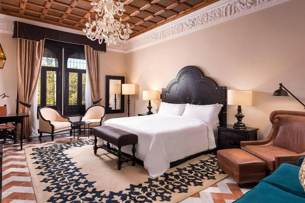 Room, Alfonso XIII, Seville