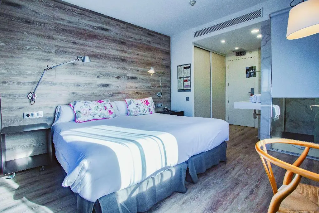 JUNIOR SUITE KING SIZE BED Room, Best Western Plus Alfa Aeropuerto, Barcelona