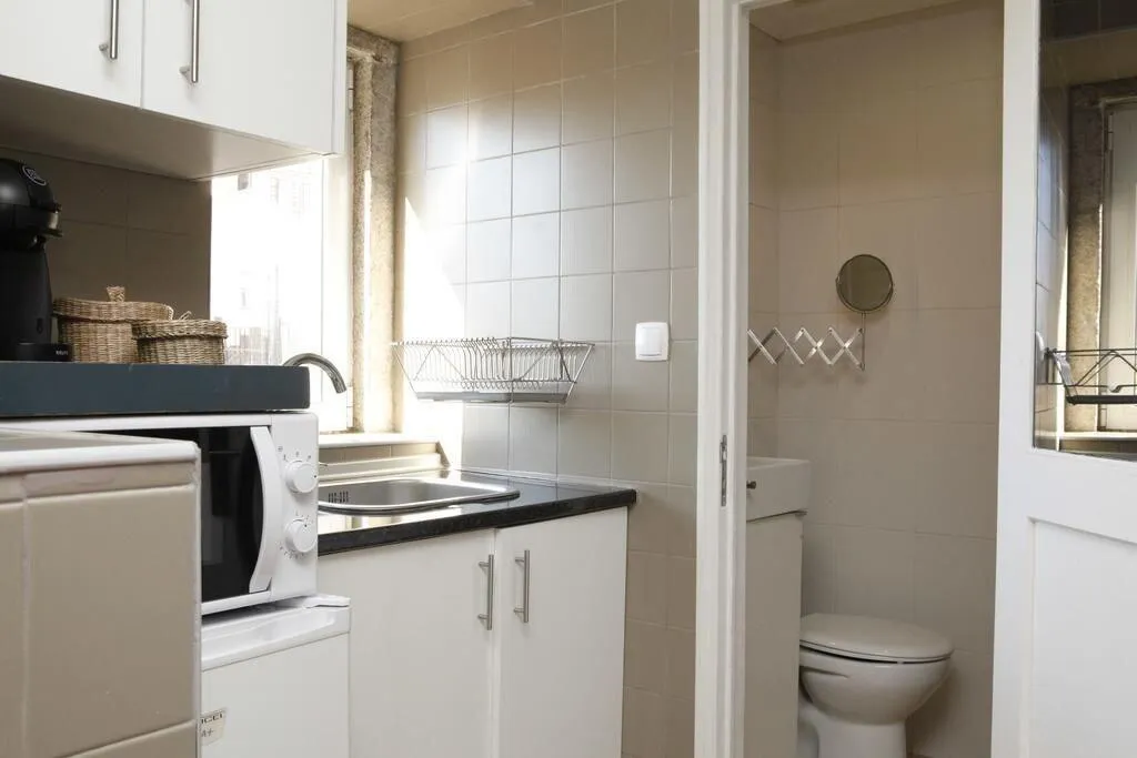 Room, Flores Guest House, Lisbon
