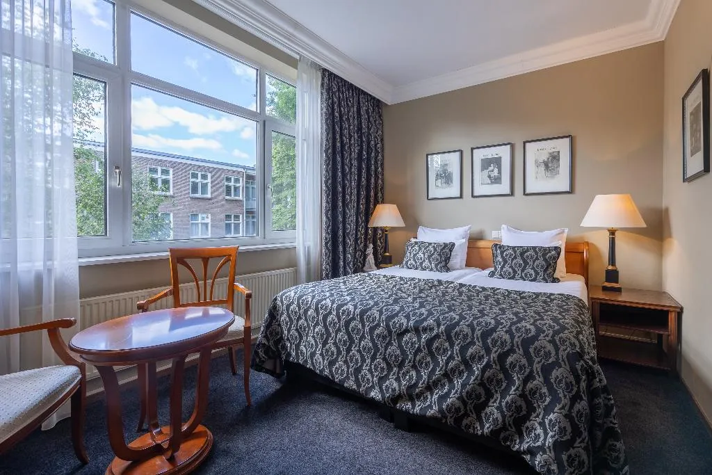 Double or Twin STANDARD Room, Apollofirst Boutique Hotel, Amsterdam