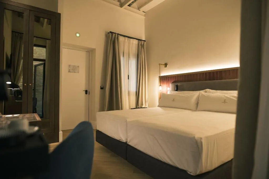 Room, Hotel Legado Magdalena, Seville