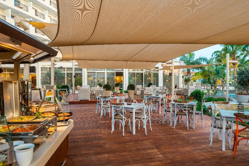 Restaurant, Aquamare Beach Hotel & Spa, Cyprus