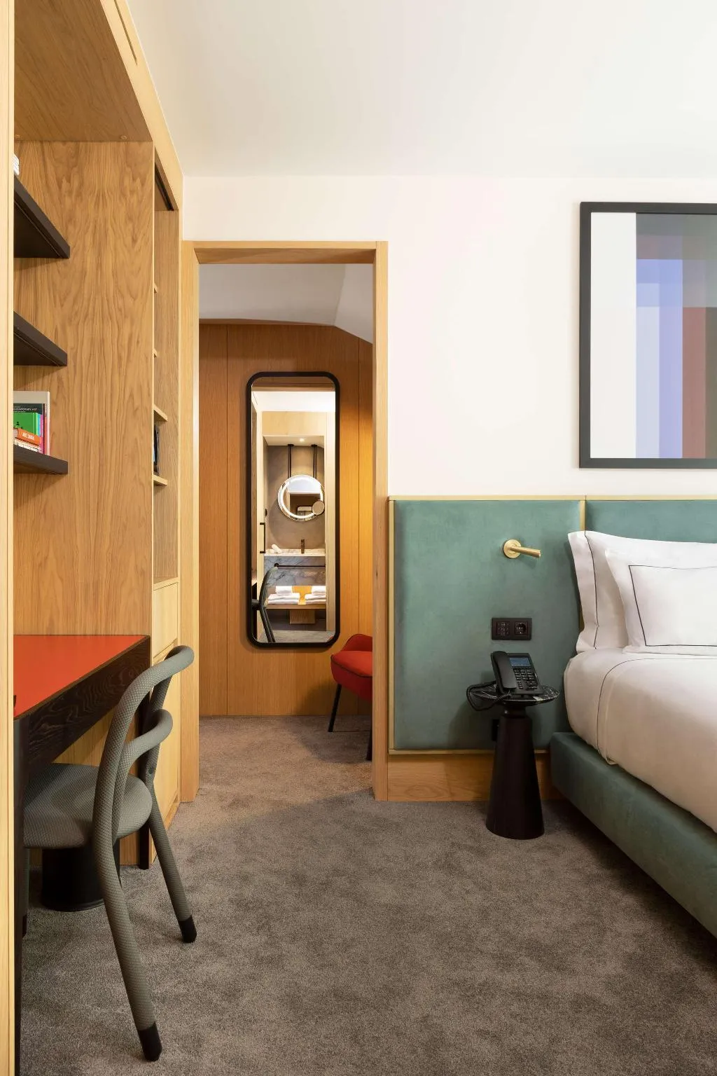Room GUEST ROOM QUEEN BED Room, Arts Hotel Porto, Tapestry Collection By Hilton, Porto