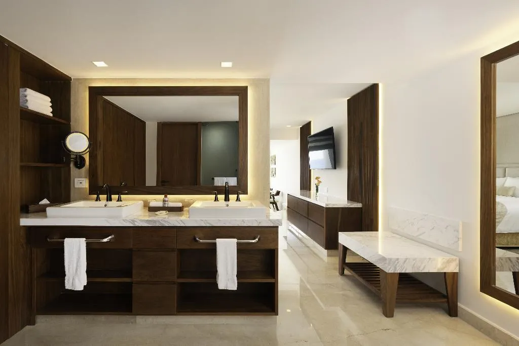JUNIOR SUITE OCEAN VIEW Room, Sun Palace All Inclusive, Cancun Area
