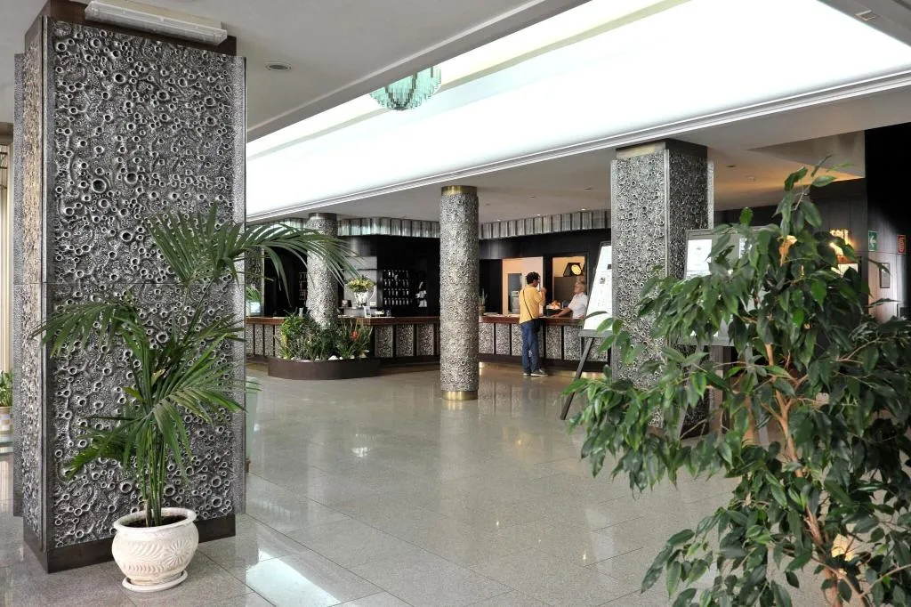 Lobby, Pietra Di Luna, Naples