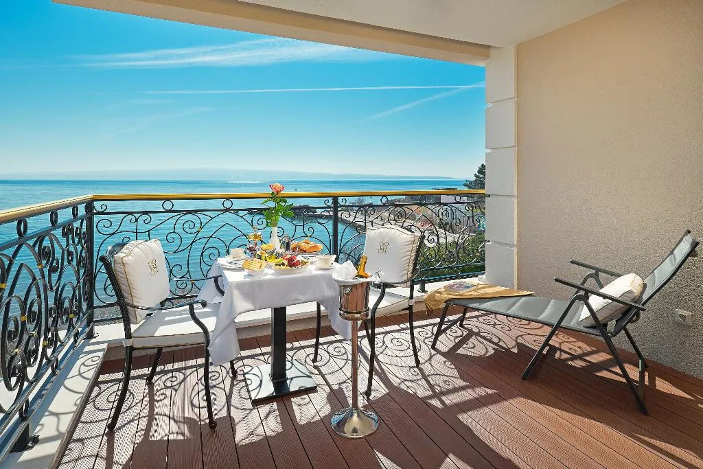 DOUBLE SUPERIOR WITH TERRACE Room, Hotel Villa Harmony, Split