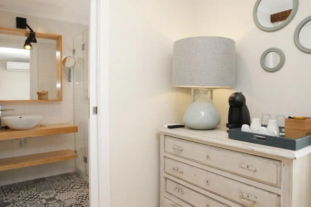 Room, Flores Guest House, Lisbon