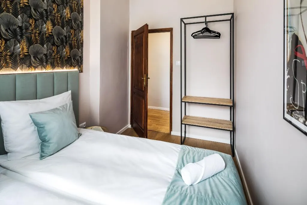 APARTMENT TWO BEDROOMS Room, Garden House Apartments, Krakow