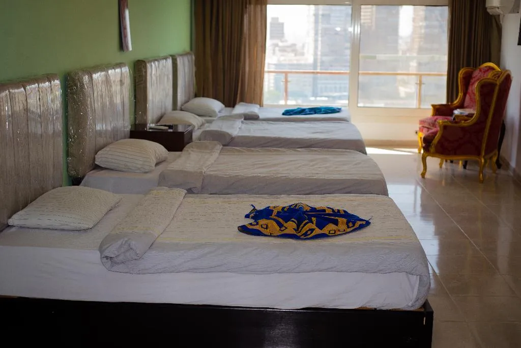 TRIPLE THREE BEDS Room, Nile Sky Hotel and Suites, Cairo