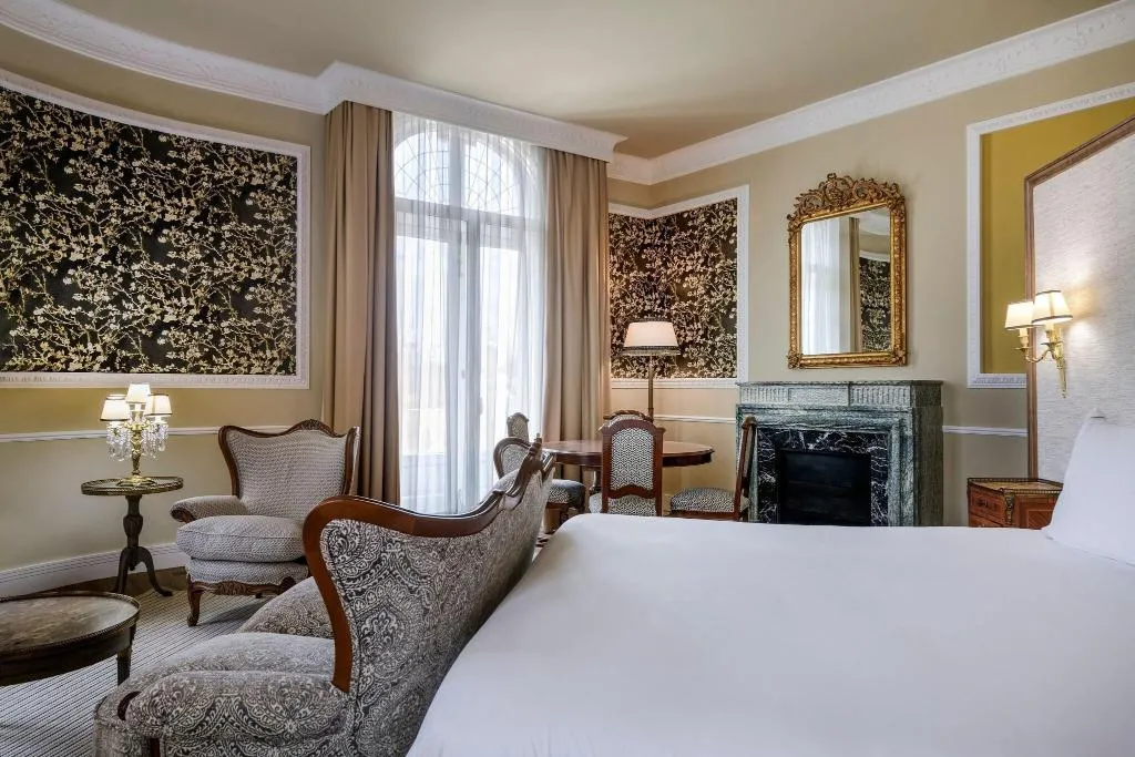 Room, AC Hotel Palacio del Retiro Autograph Collection, Madrid