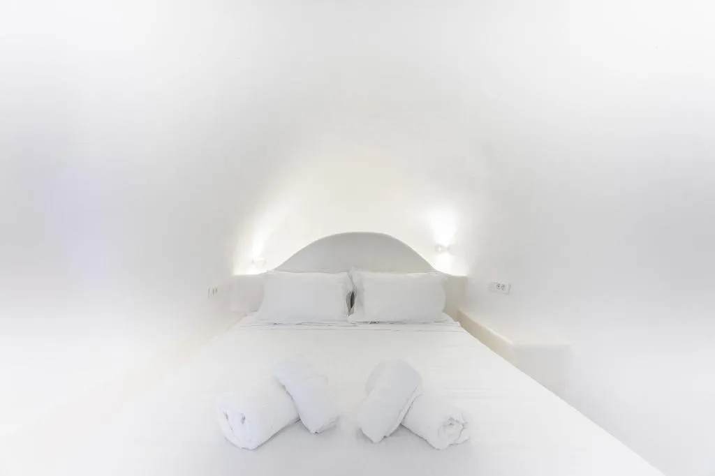 Room, Nomikos Mansion, Santorini
