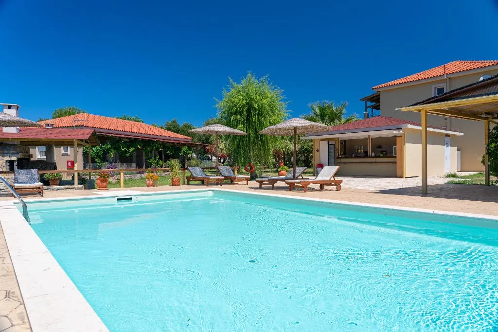 Pool, Aggelina's Apartments, Kefallinia