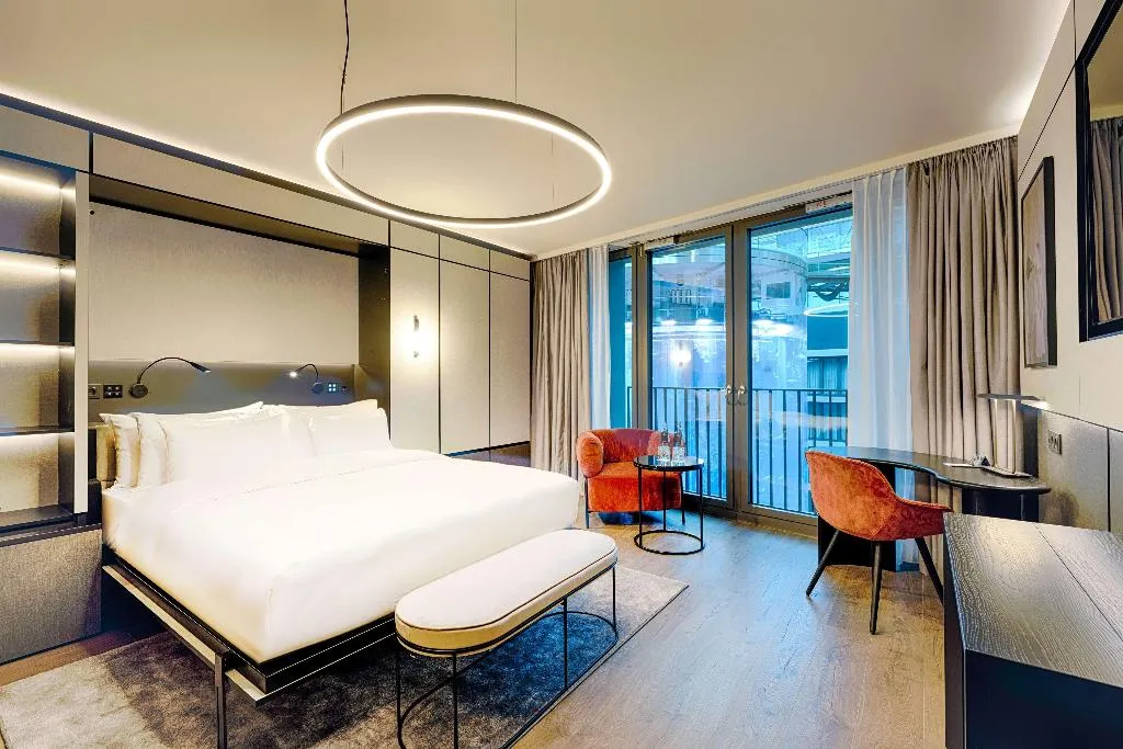 Room, Radisson Collection Hotel, Berlin, Berlin