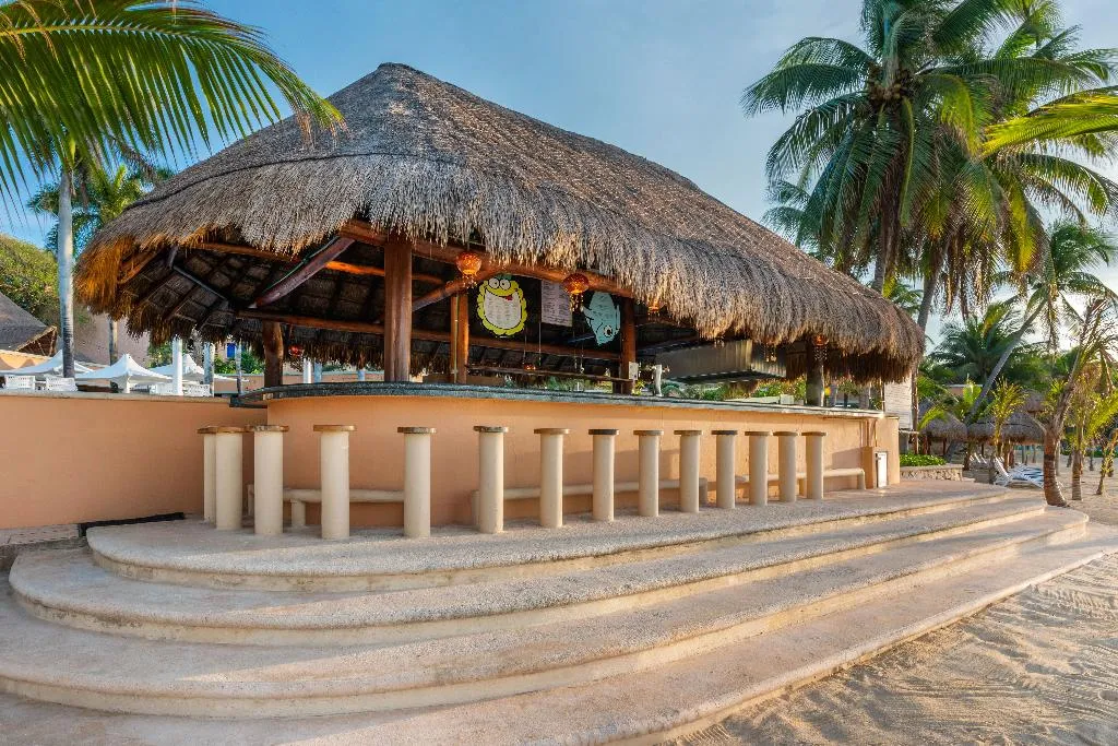 Bar, Puerto Aventuras Beach Resort, Cancun Area
