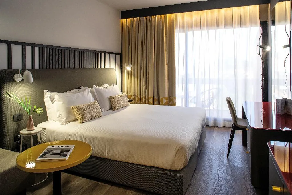 DOUBLE SINGLE USE DELUXE Room, Villa Pamphili, Rome