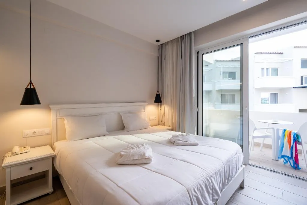 SUITE ONE BED Room, Dimitrios Village Beach Resort, Crete