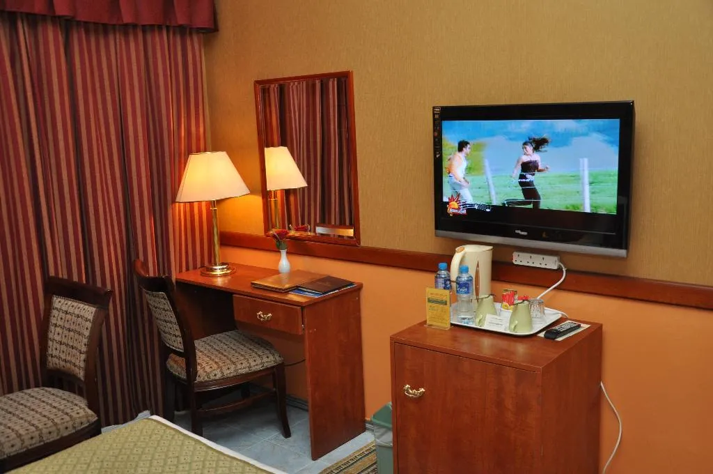 TRIPLE STANDARD Room, Middle East Hotel, Dubai