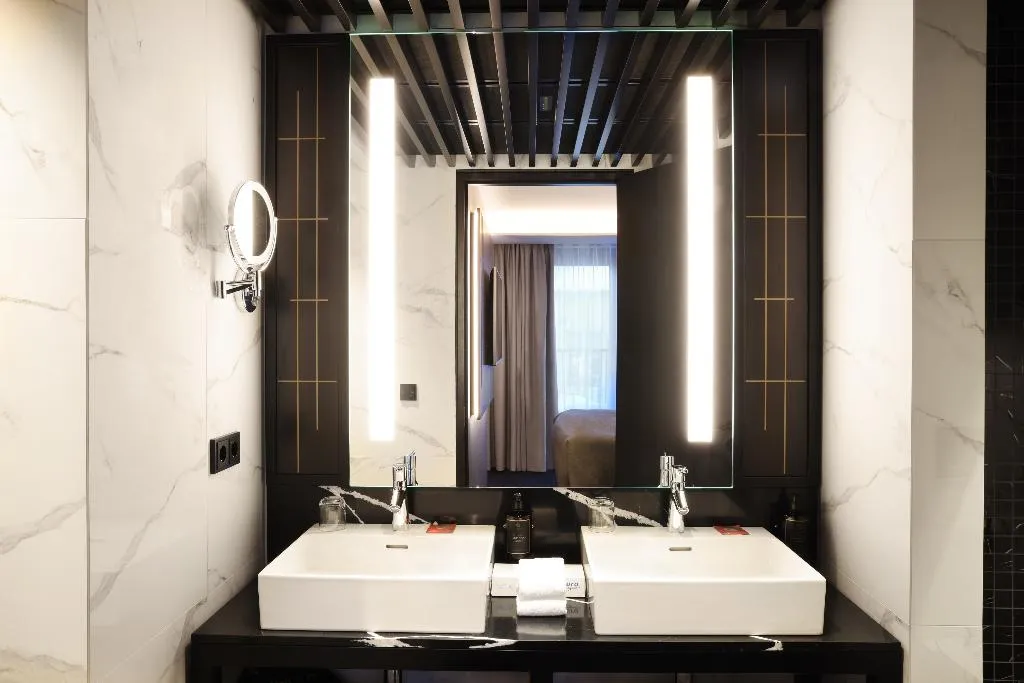 JUNIOR SUITE STANDARD Room, TOP CityLine Hotel Reykjavik Saga, Reykjavik