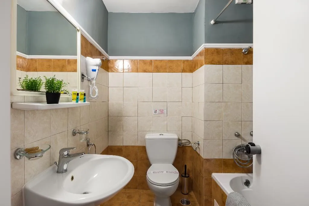 TRIPLE STANDARD Room, Arion, Corfu