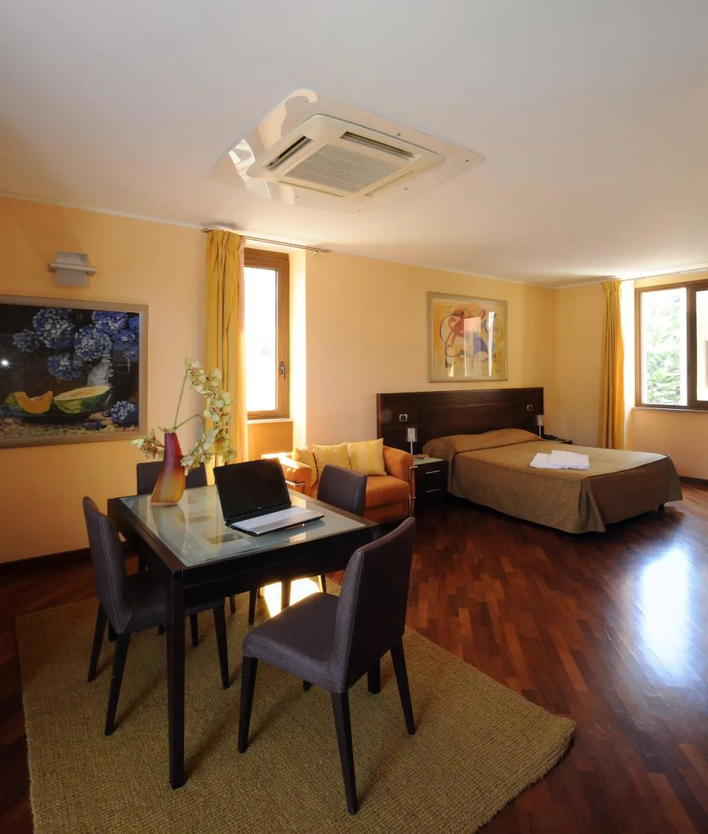 JUNIOR SUITE STANDARD Room, Panorama, Catania