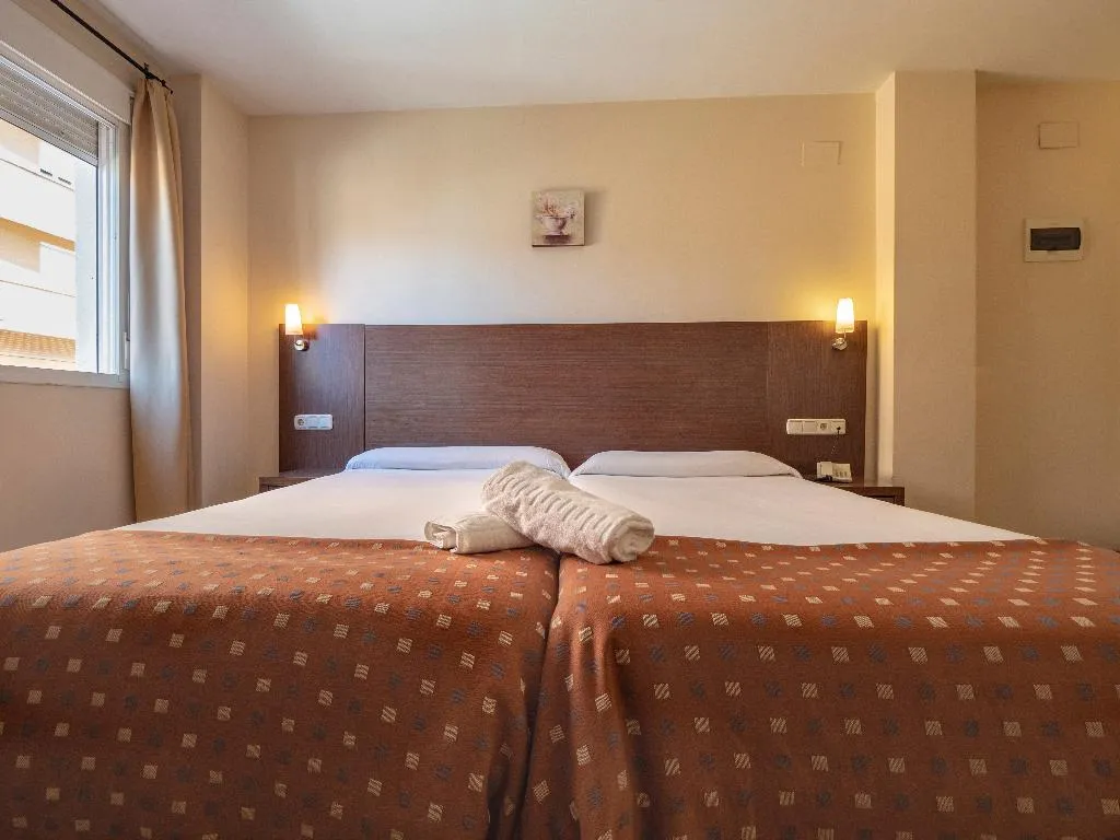 Double or Twin TWO BEDS Room, Marina, Costa De La Luz