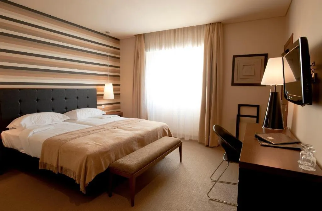 SINGLE STANDARD Room, Grande Hotel do Luso, Porto