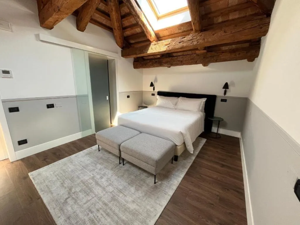 JUNIOR SUITE STANDARD Room, The Foscarini, Venice