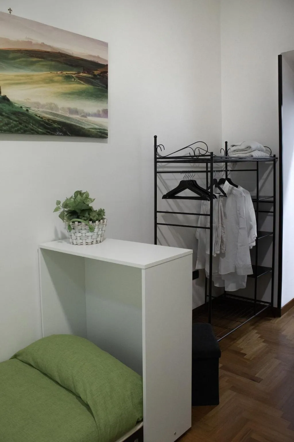 Room, Pomodoro B&B, Naples
