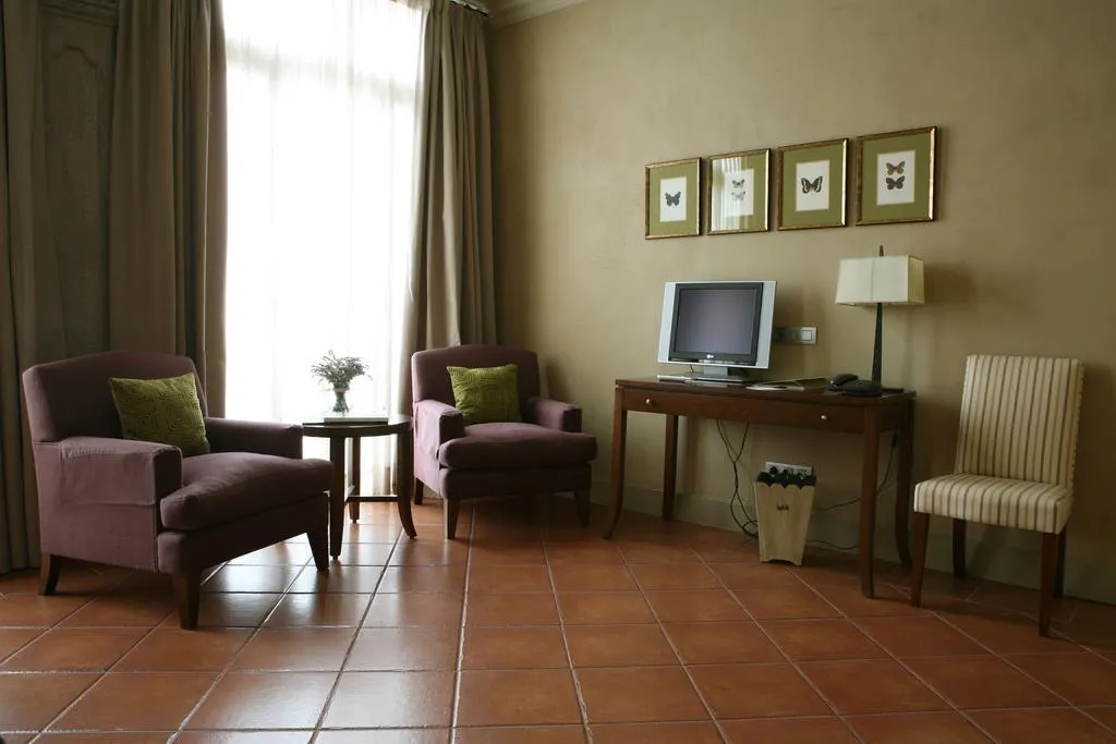 QUADRUPLE STANDARD Room, Bremon Boutique Hotel by Duquesa Hotels Collection, Barcelona