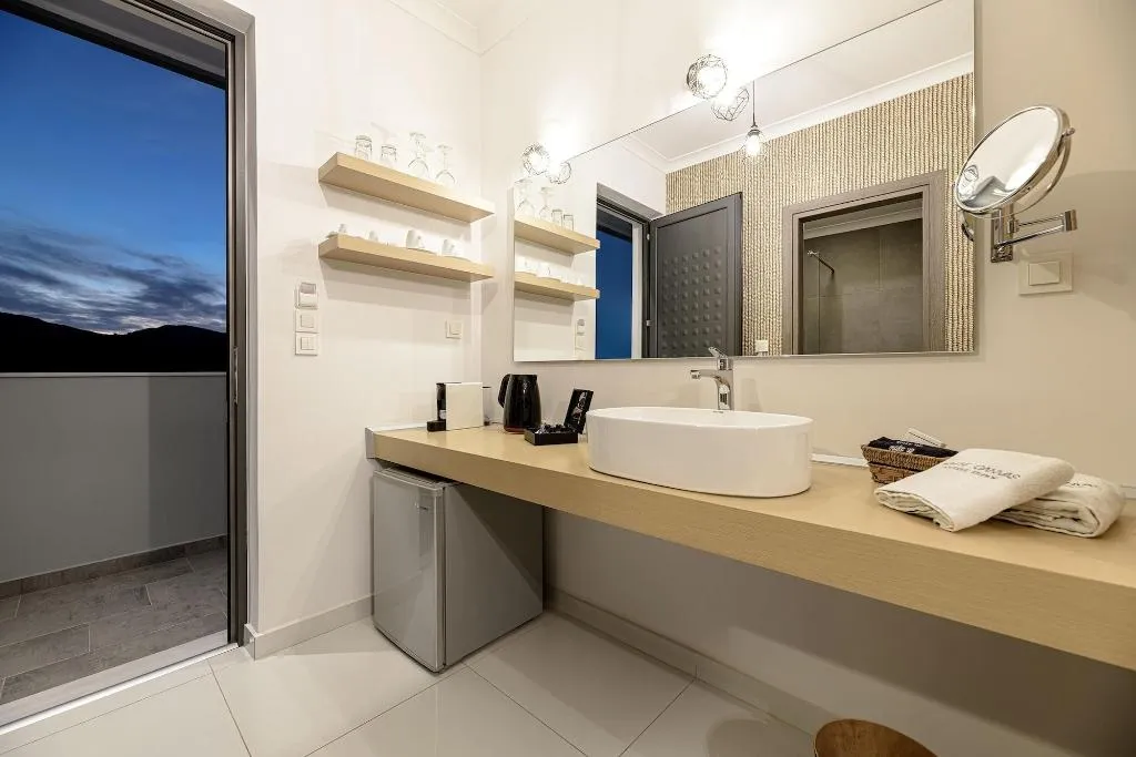 Room, White Canvas Boutique Studios, Zante