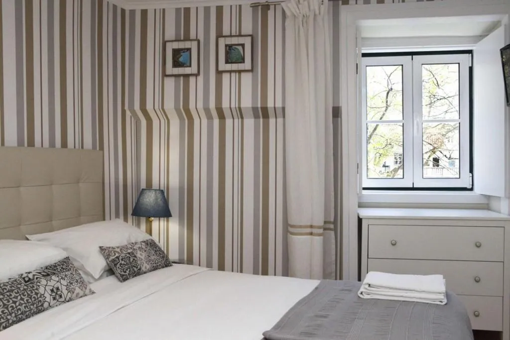 Room, Flores Guest House, Lisbon