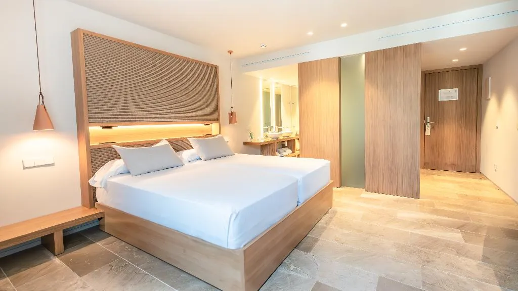 DOUBLE SINGLE USE PREMIUM Room, Canyamel Park Hotel & Spa, Majorca