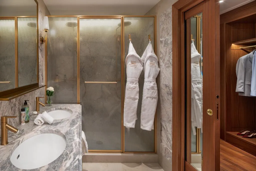 SUITE LAGOON VIEW Room, Hotel Gabrielli Venezia - Starhotels Collezione, Venice