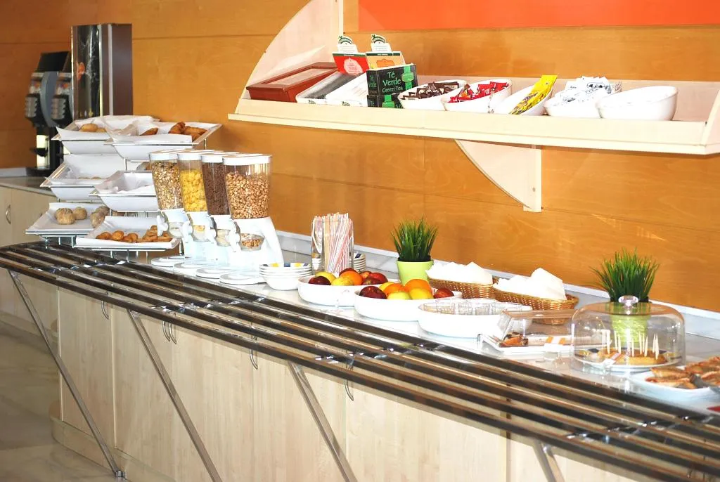 Restaurant, Holiday Inn Express Valencia Bonaire, Valencia