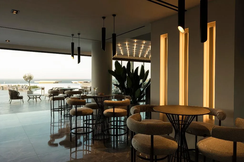 Bar, King Jason Zante – Designed For Adults, Zante