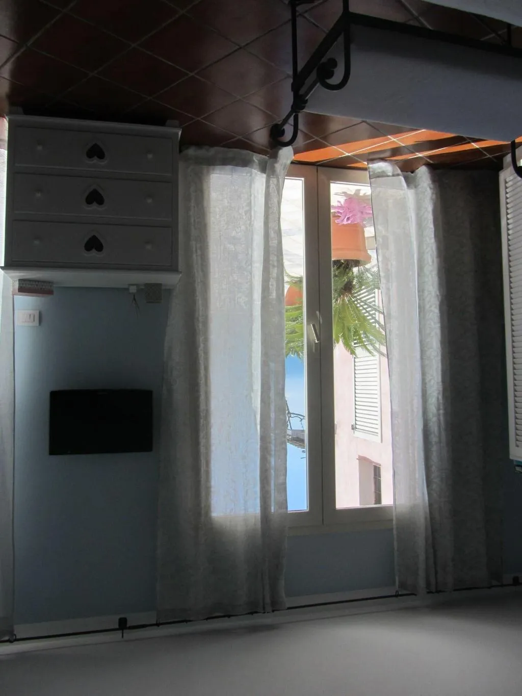 Room, B&B I Limoni, Naples