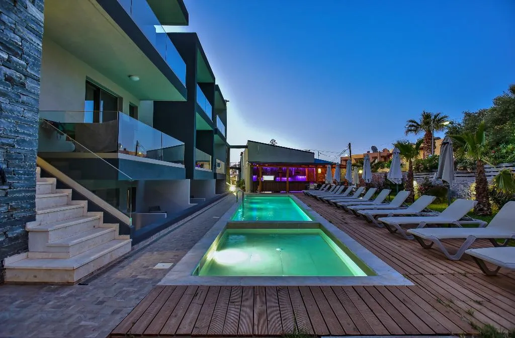 Pool, Del Mar Apartments, Crete
