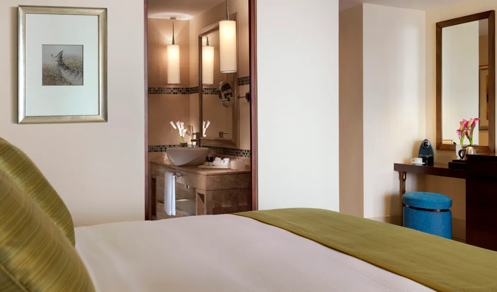 DOUBLE STANDARD Room, Fairmont The Palm, Dubai