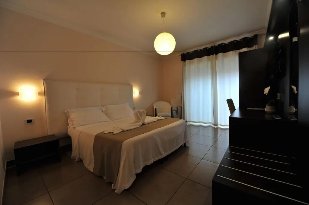 Room, B&B Roof Garden Zaccardi, Rome