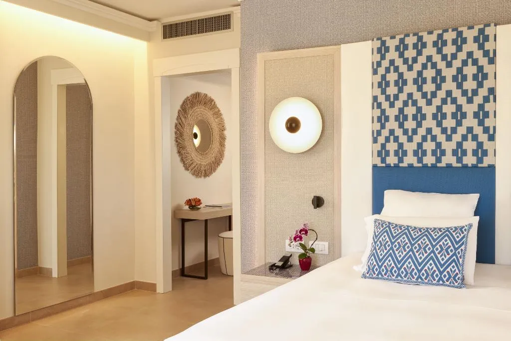JUNIOR SUITE GARDEN VIEW Room, Almar Timi Ama Resort & Spa, Cagliari
