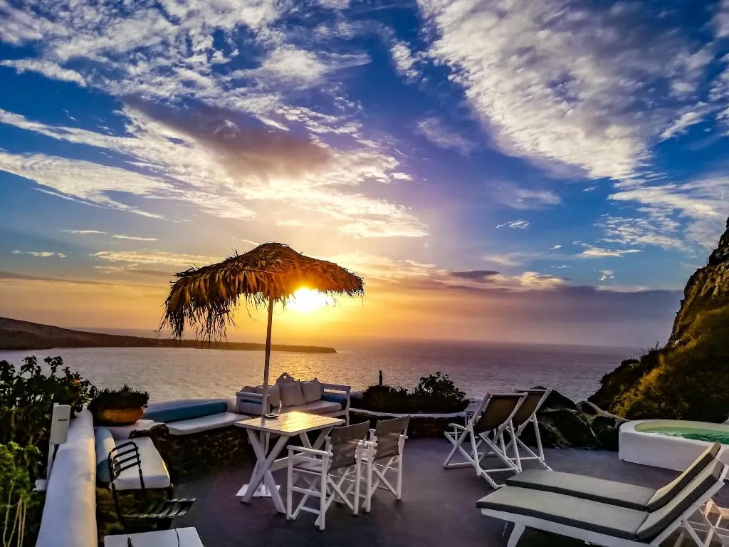 Room, Marizan Caves & Villas, Santorini, Santorini