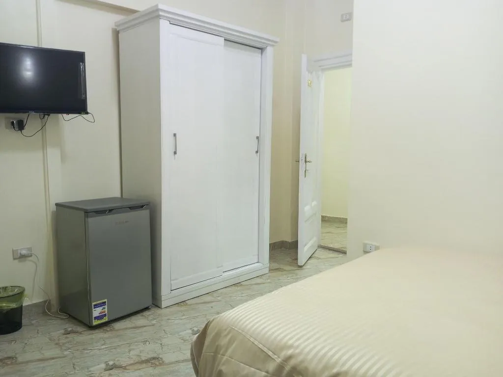Room, New Panorama Hotel, Cairo