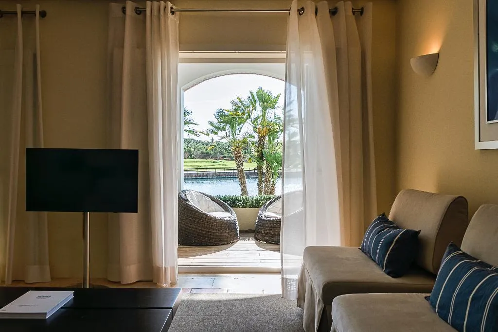APARTMENT TWO BEDROOMS Room, Domes Lake Residences, Algarve