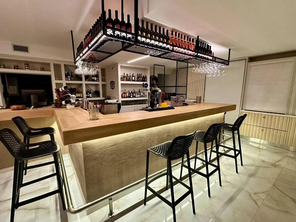 Bar, Castro Hotel, Crete