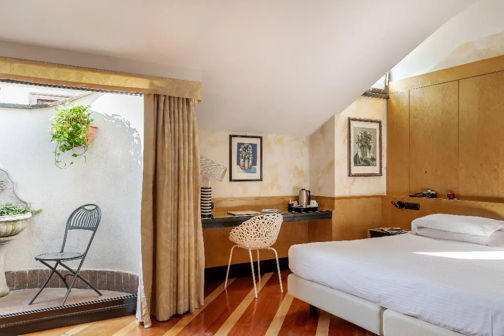 DOUBLE STANDARD Room, Sanpi Milano, Milan