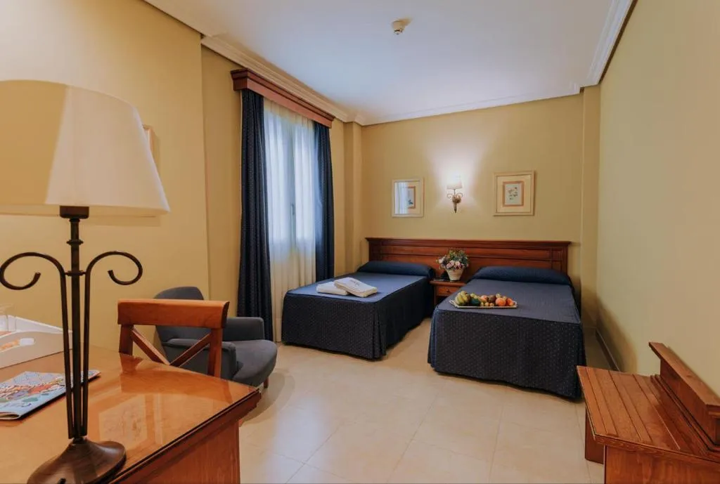 Room, Hotel Manolo Mayo, Seville